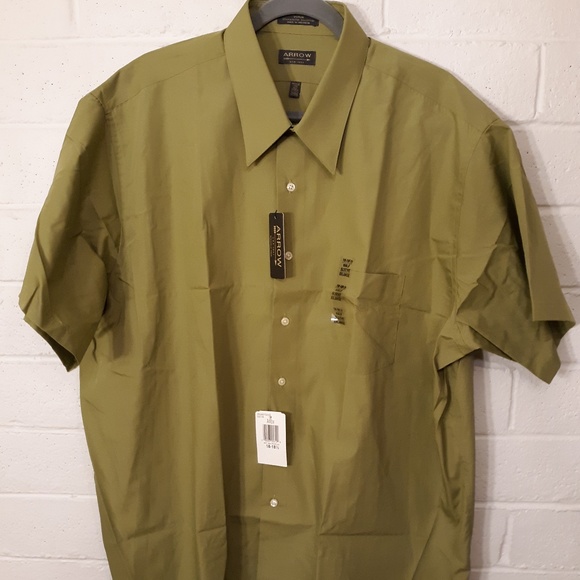Arrow Other - NWT Arrow Men's shirt